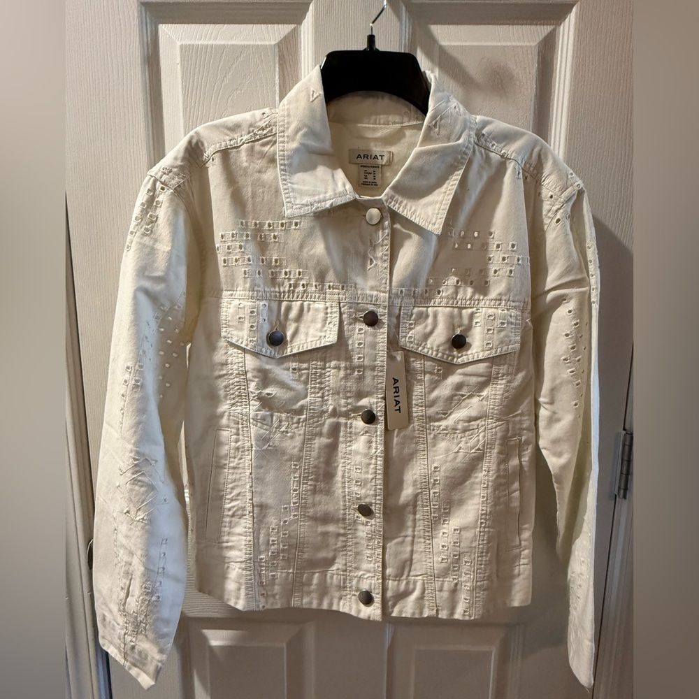Ariat Women's Love It Cloud Dancer Jean Jacket